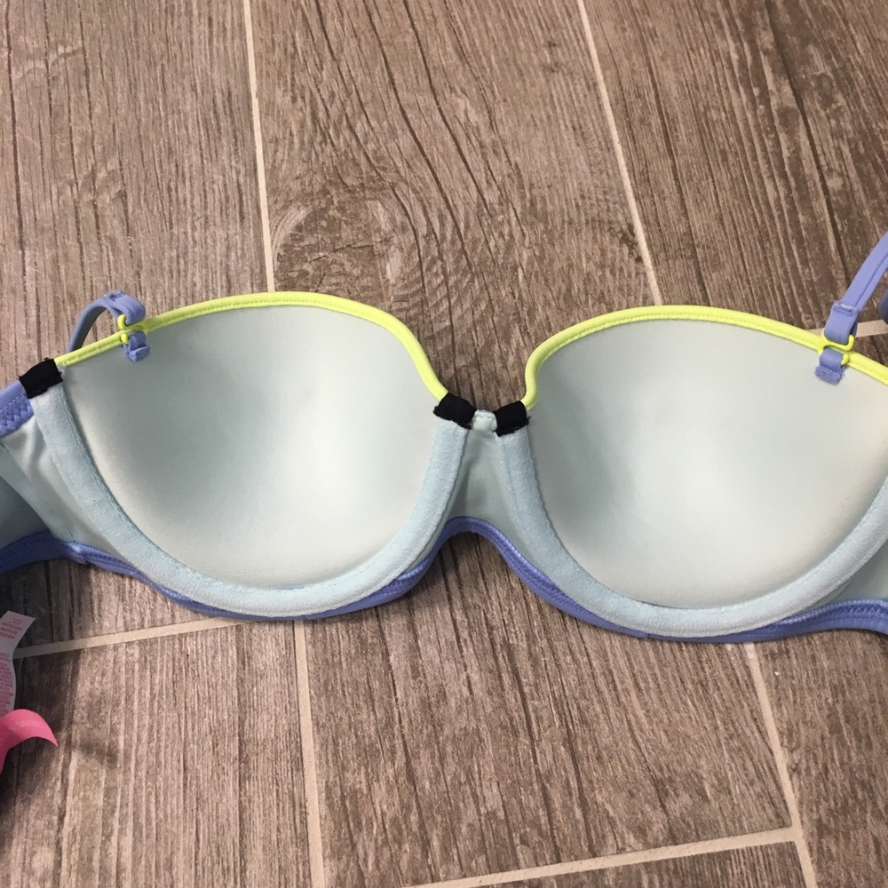 Victoria’s Secret The Flirt Bandeau - Picture 3 of 4